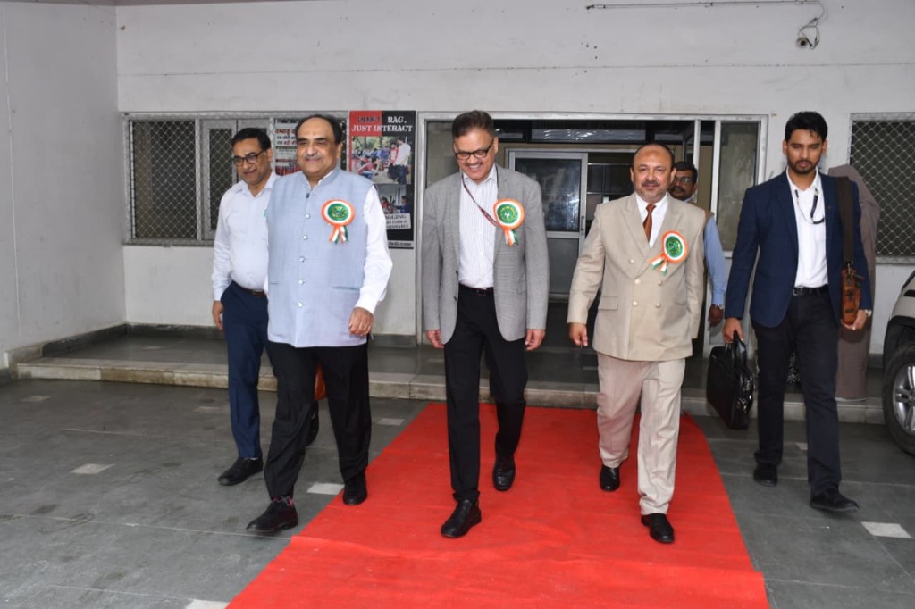 Dignitaries Arrival