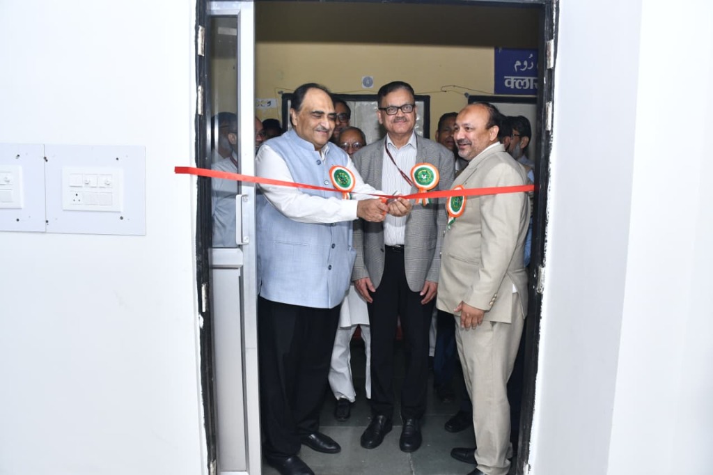 Ribbon Cutting Ceremony